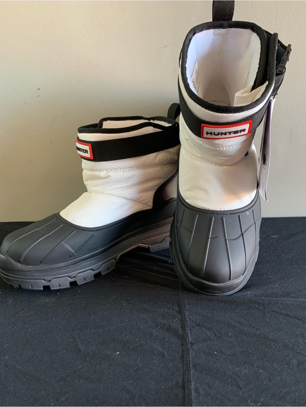 Hunter Winter Snow Boots in White and Black
